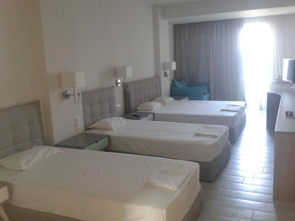 Hotel Kakanakos Loutra Oraias Elenis Rum bild