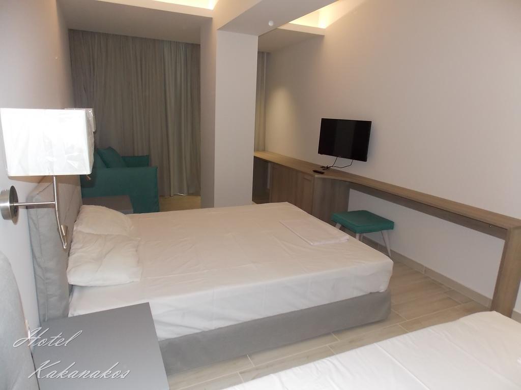 Hotel Kakanakos Loutra Oraias Elenis Rum bild