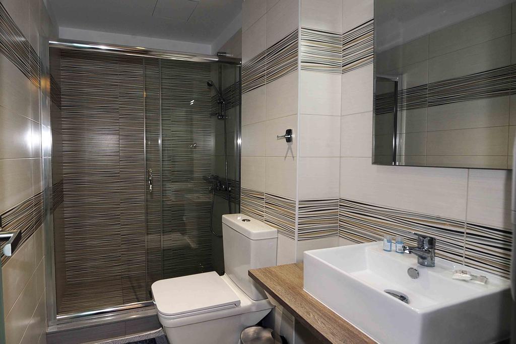 Hotel Kakanakos Loutra Oraias Elenis Exteriör bild