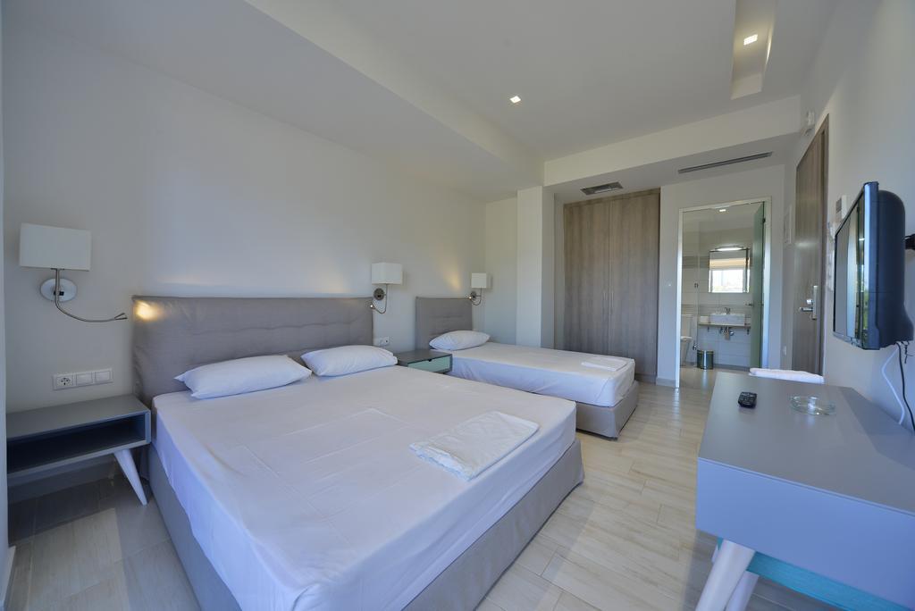 Hotel Kakanakos Loutra Oraias Elenis Exteriör bild